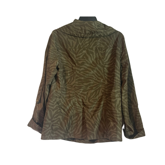 Guess Sz M Anorak Utility Jacket Roll Tab Sleeves Cowl Collar Animal Print Olive - Picture 16 of 16